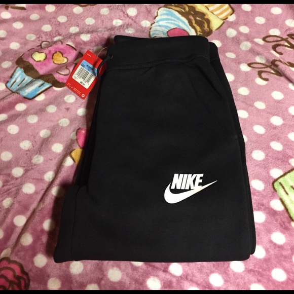 Nike Women's Rally Loose Sweat Pants - Picture 4 of 7