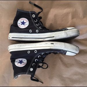 Converse Chuck Taylor Hi Top Sz Men's 7/Women's 9