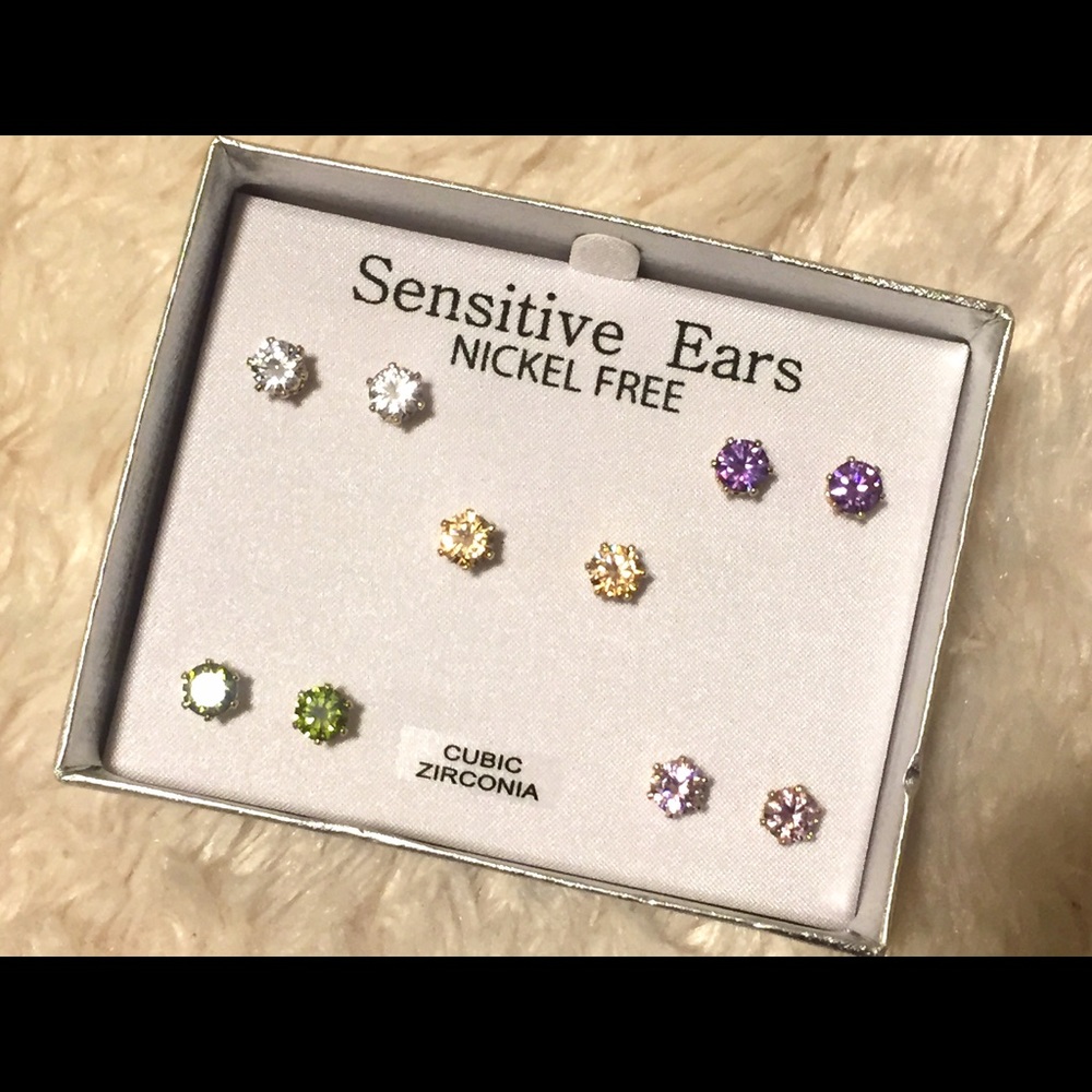 Cubic Zirconia 5 Pairs of Earrings