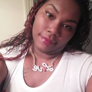 Meet your Posher, Stephanie lashun