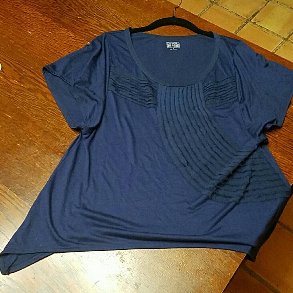 **SOLD** Converse one star blue top size S