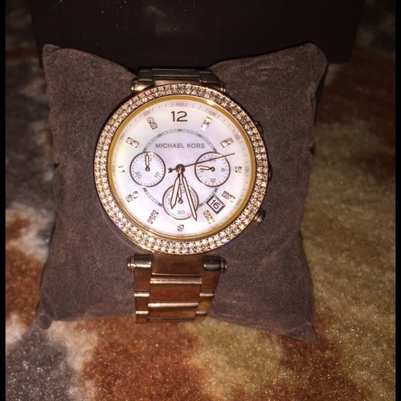 Michael Kors Parker Rose Gold-Tone Watch - Picture 3 of 5