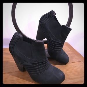 Vince Camuto boots
