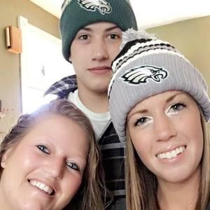 Meet your Posher, Rhiannon