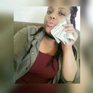 Meet your Posher, Monaay