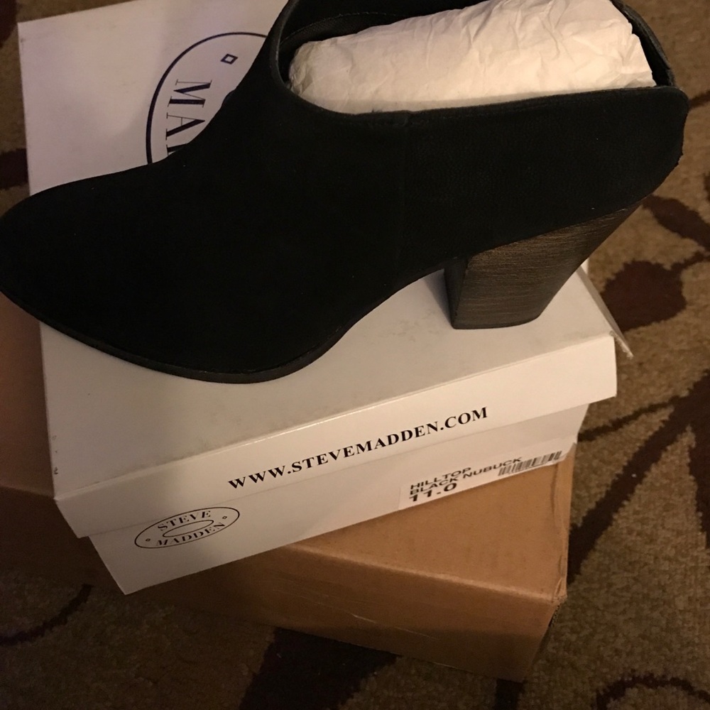 Brand New Steven Madden Black Bootie Sz 11