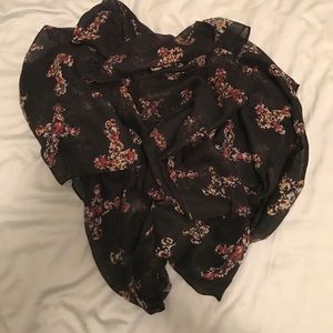 Black floral print Forever 21 scarf