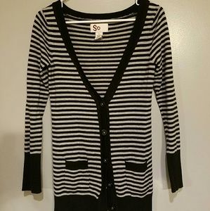 Black/grey stripped cardigan