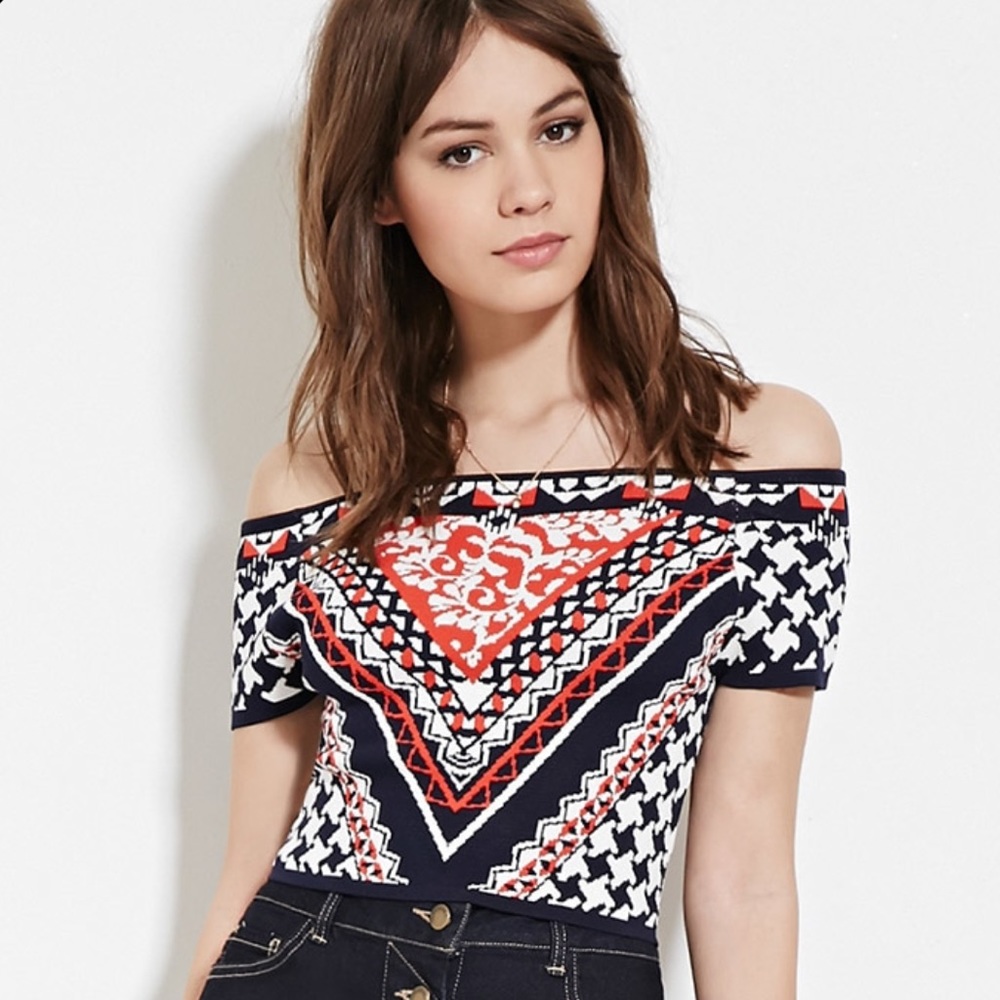 Sweater crop top