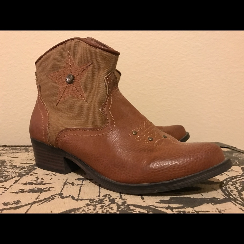 MIA Ankle Cowboy Boot