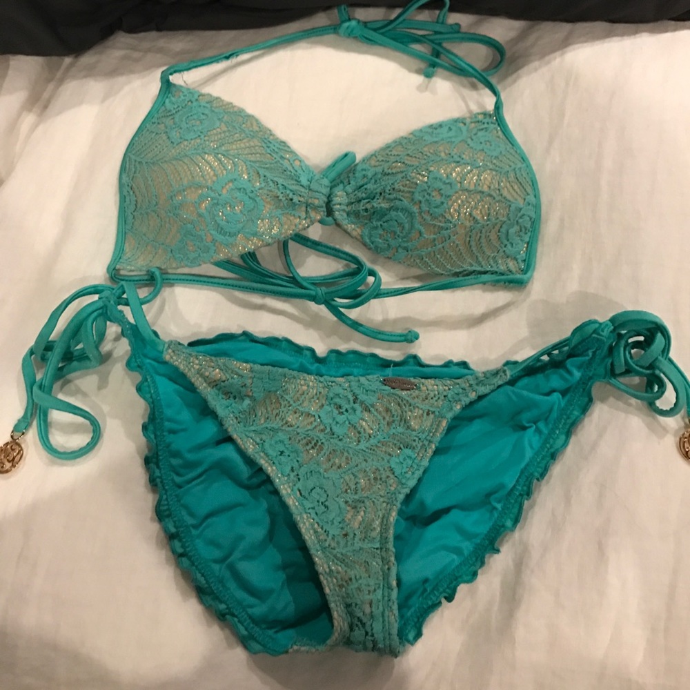BATHING SUIT SET