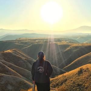 Meet your Posher, Becky