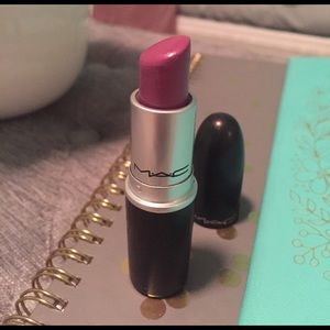 Mac lipstick ( up the amp)