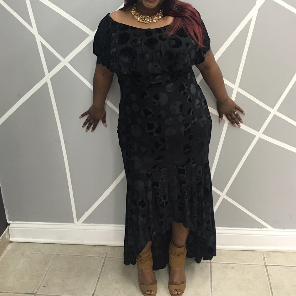 Black high low plus size cocktail dress - Picture 2 of 3