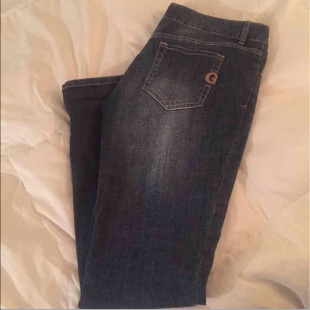 Sold!! Guess Sarah Straight legged Jeans!!