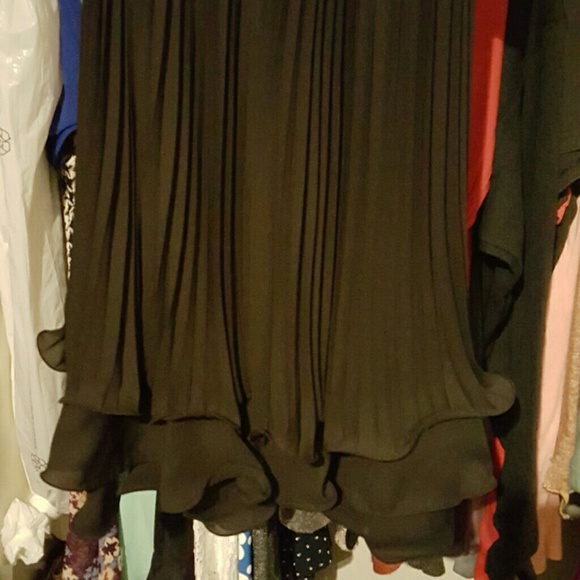 Black cocktail dress - Picture 3 of 3