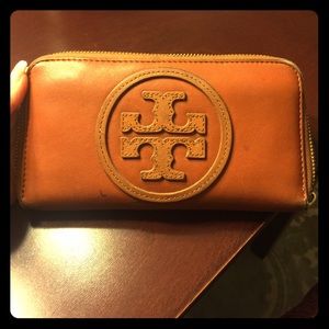 Tory Burch Wallet