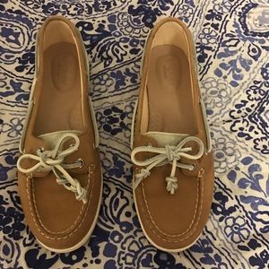 NWOT Sperry Topsider size 8