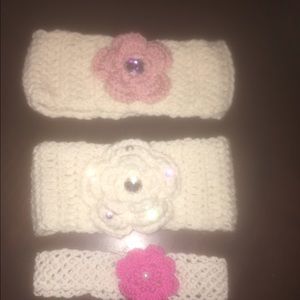 Girls headband with a flower