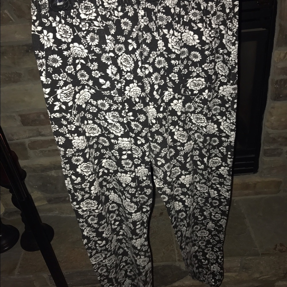 Floral fashion jogger style pants