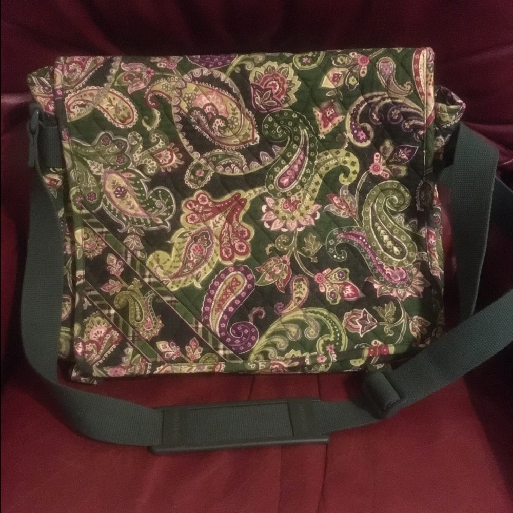 Vera Bradley Messenger Bag!