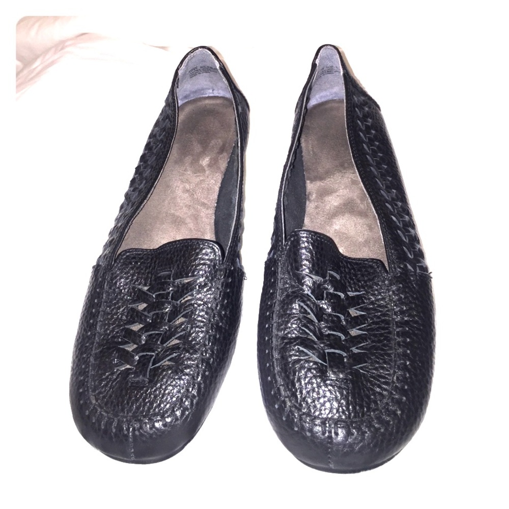 Aerosols Leather Flats