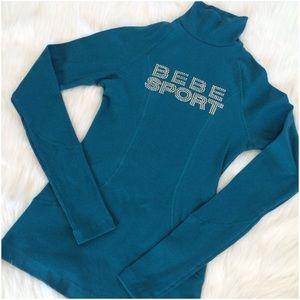💕HOST PICK💕 BEBE SPORT Mock Neck Top