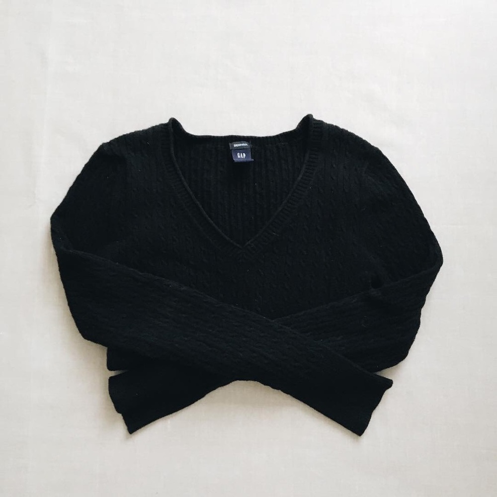 GAP black cable sweater