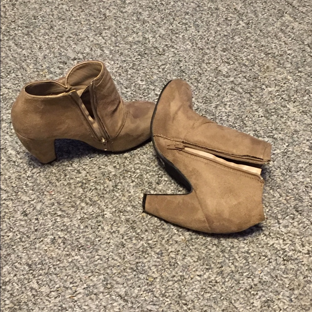 Women's booties