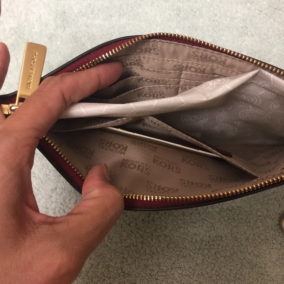 Brand New Michael Kors stud safiano leather clutch - Picture 3 of 4