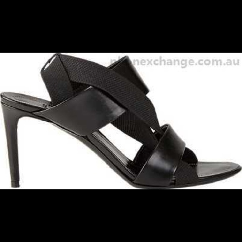 💔SOLD😍Balenciaga - elastic crisscross strap
