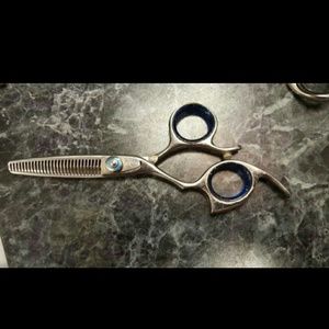 Lefty texturizing shears