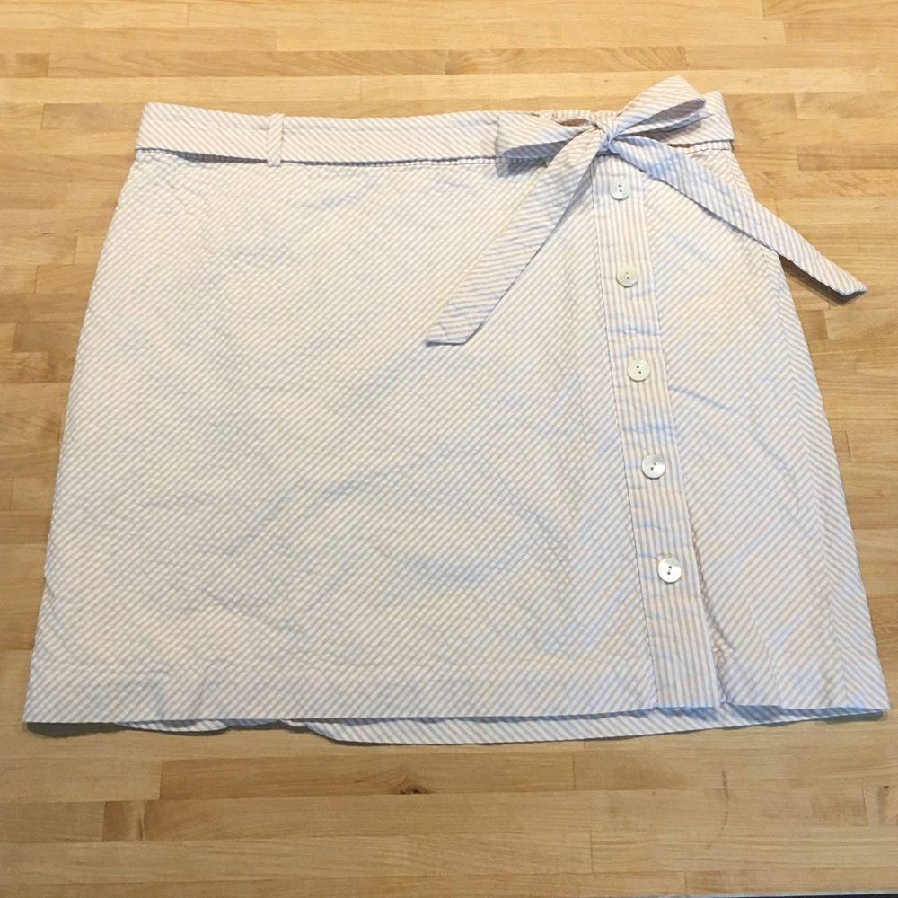 Seekersucker Vineyard Vines Belted Skirt