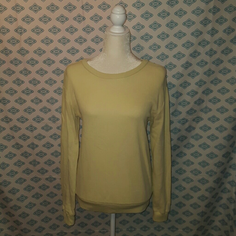 EUC forever 21 crew neck open back sweater