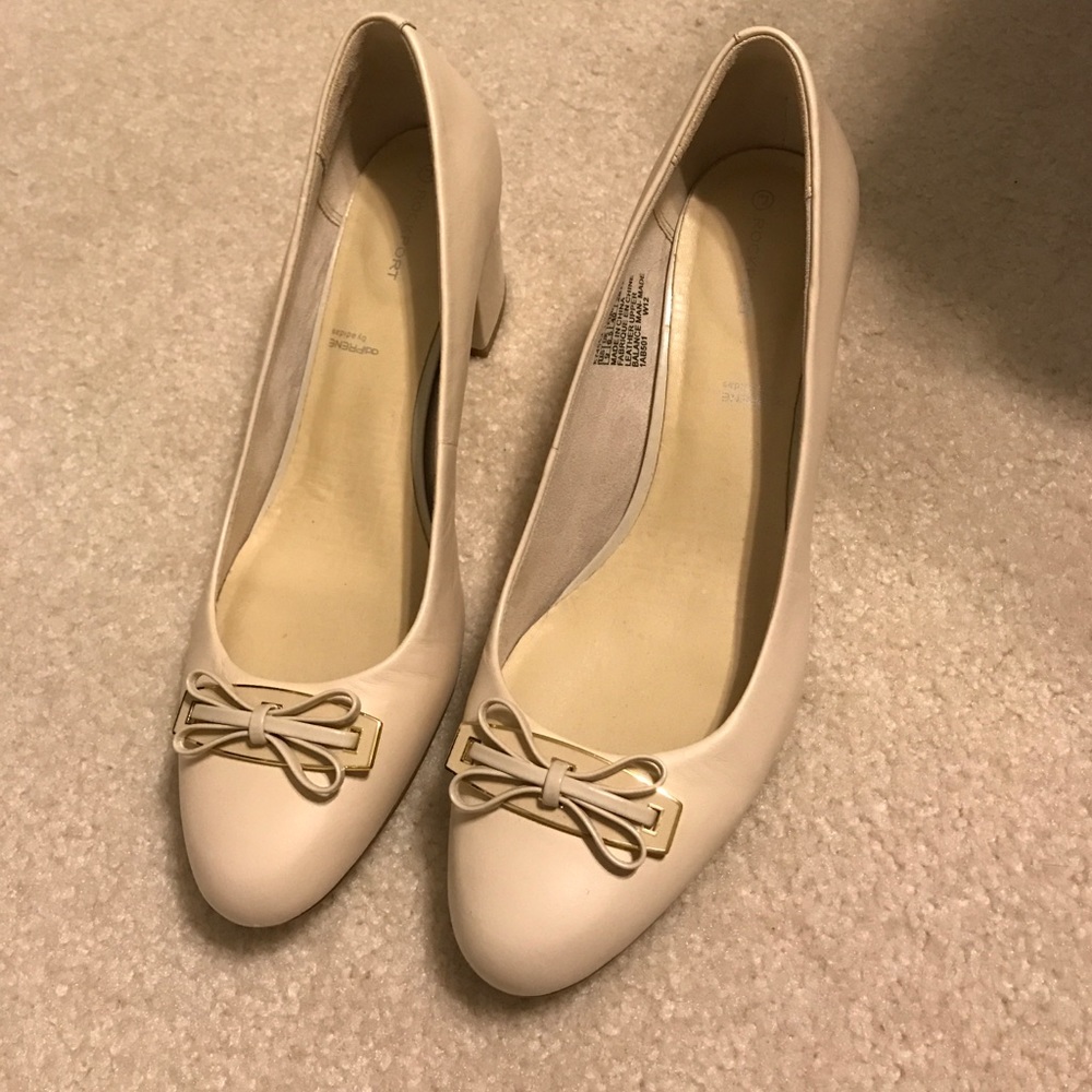 Cream leather chunky heel