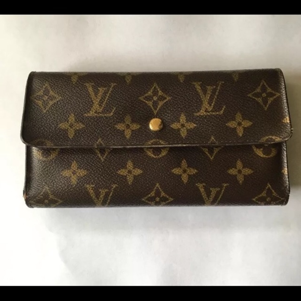 Lv trifold wallet