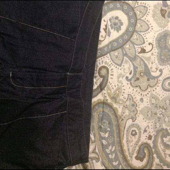 Old Navy size 12 - Picture 3 of 4