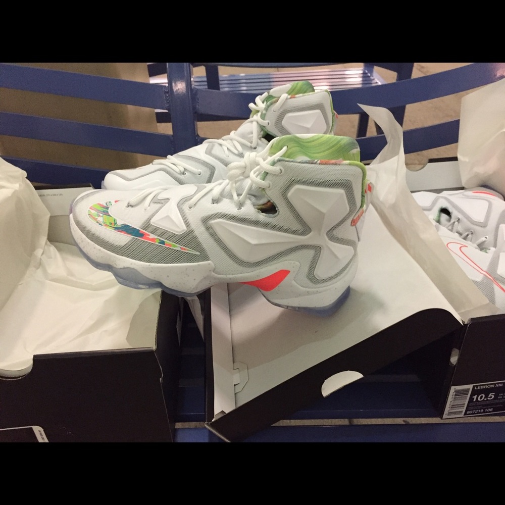 LEBRON XIII "EASTER" special edition