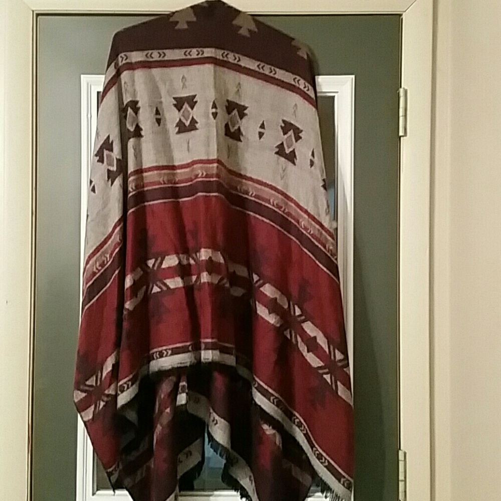 Aztec pattern wrap - Picture 3 of 3