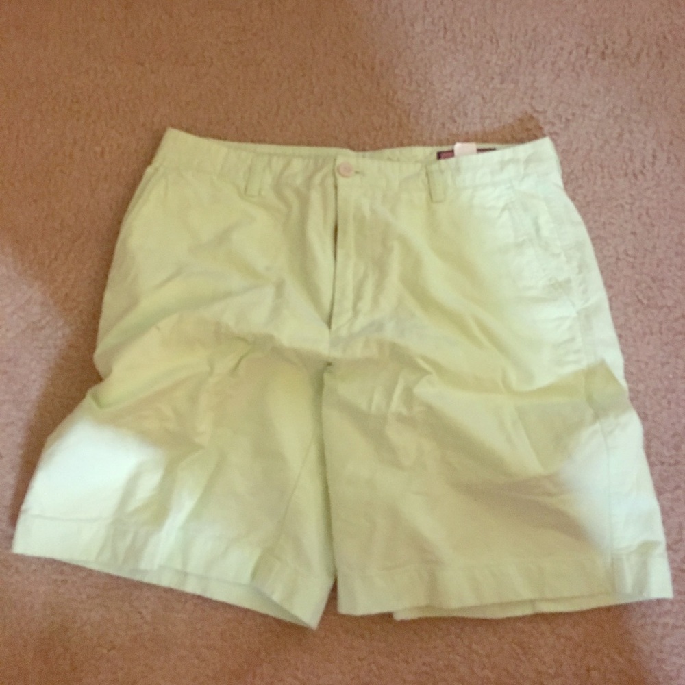 NWOT Vineyard Vines shorts