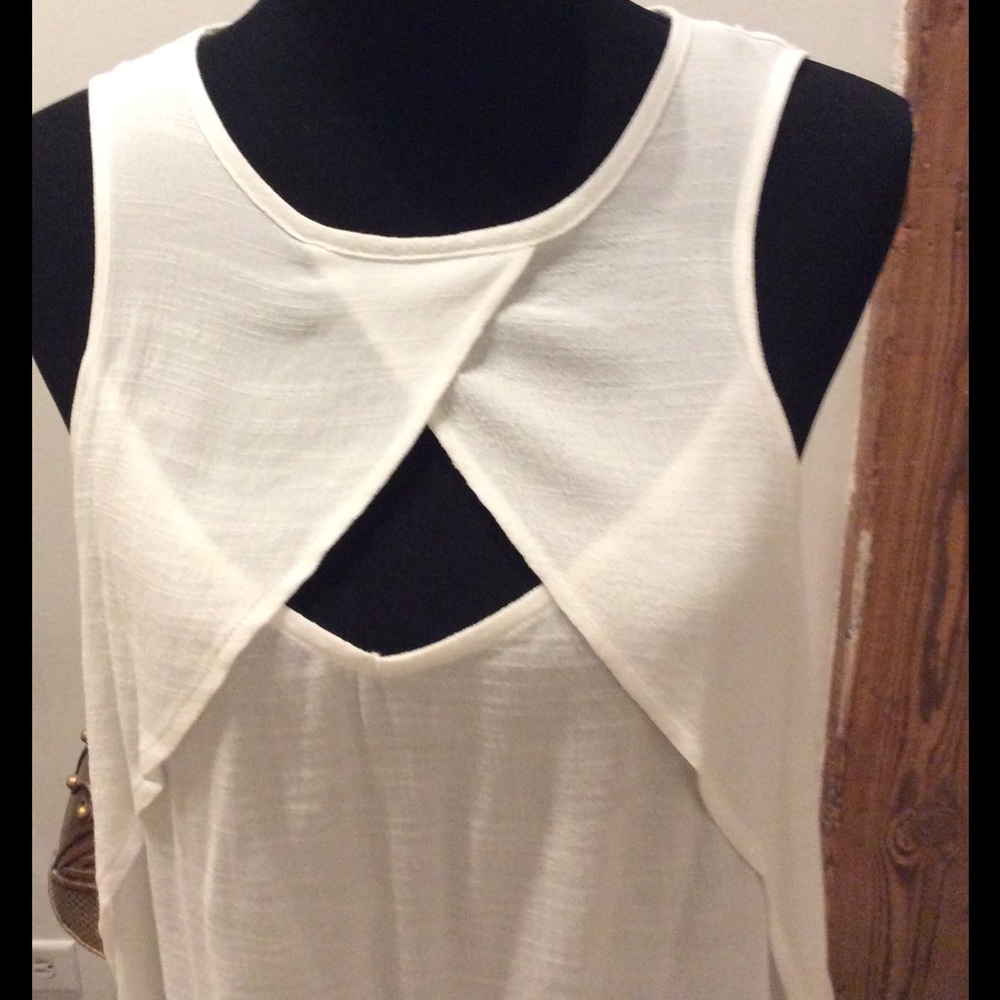 Free People White Peep-Hole Tank - Picture 4 of 6