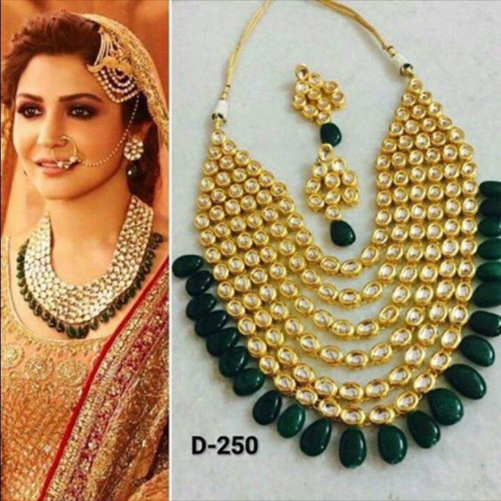 Necklace set