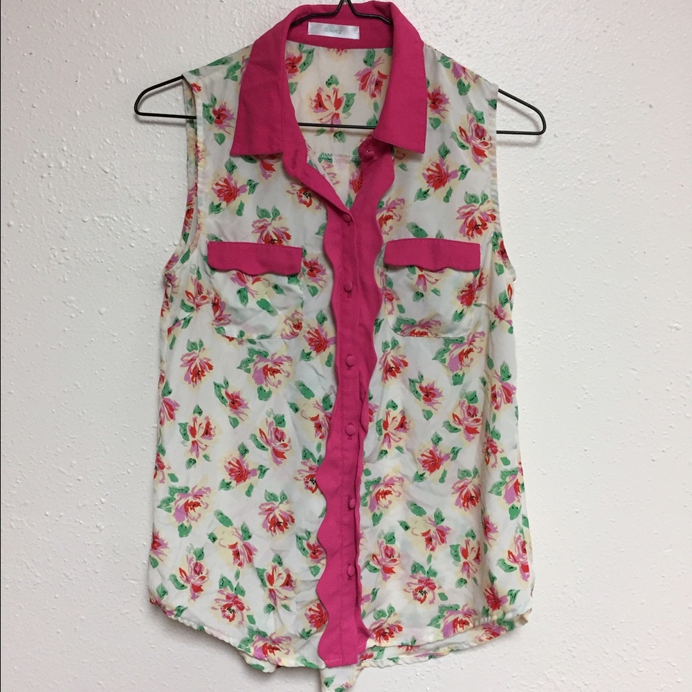 Floral Scalloped Trim Button Up Tank Top