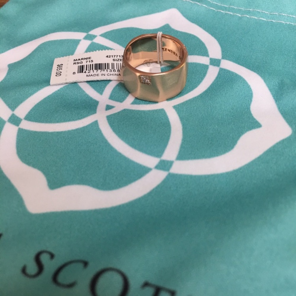 Kendra Scott ring