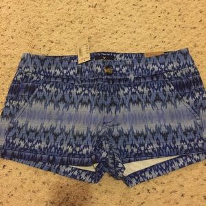 American eagle shorts. Size 6. NWT
