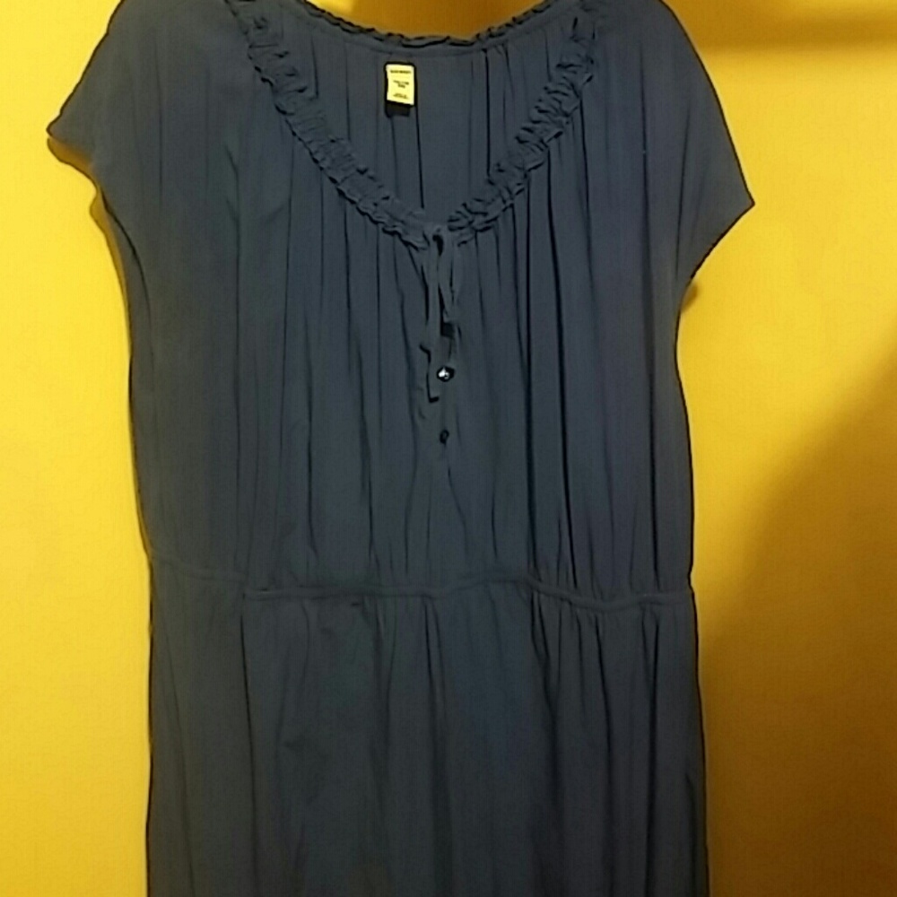 Short sleeve dress