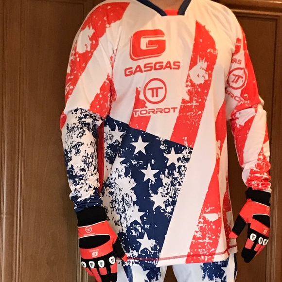 💕SALE💕Gas Gas Dirtbike Gear with Pants  & Jersey - Picture 7 of 7