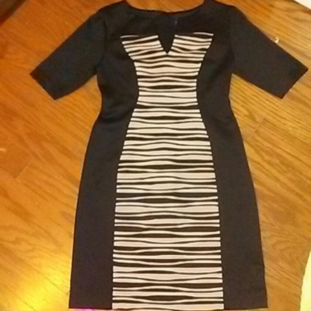 Connected apperal black and white stripped dress