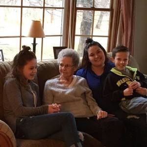 Meet your Posher, Ciara