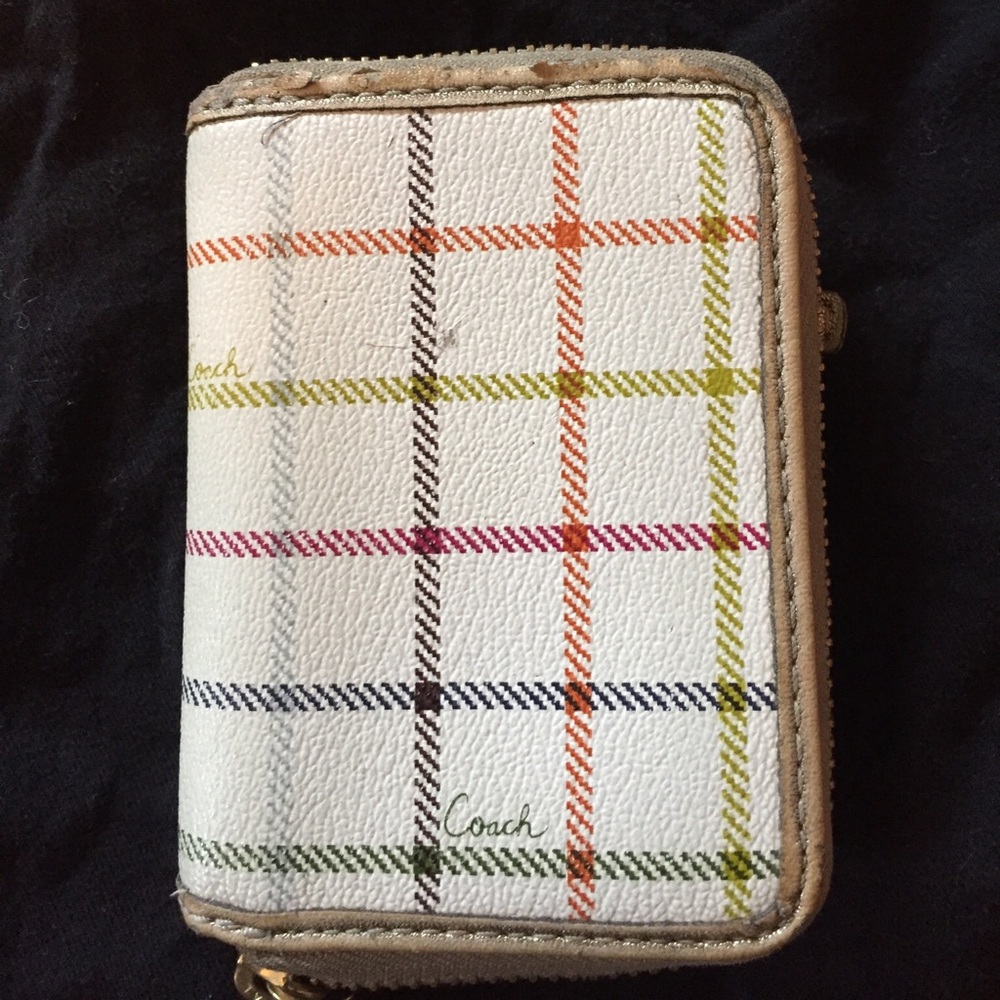 Coach Wallet plaid.